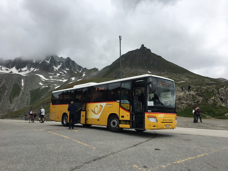 Bus tour Switzerland